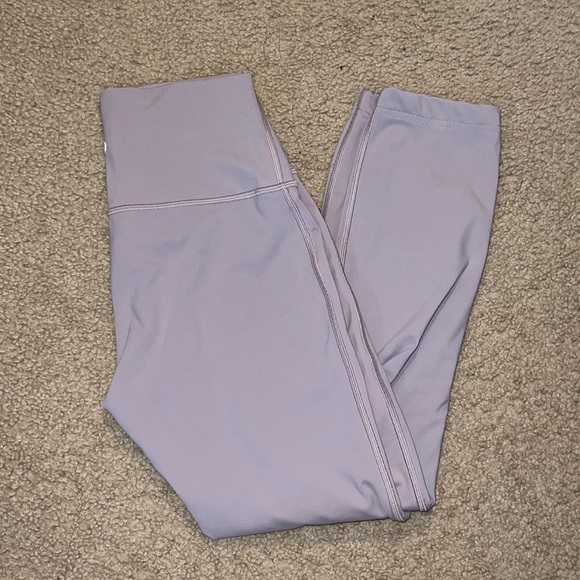 Lululemon double lined wunder under - Picture 1 of 5